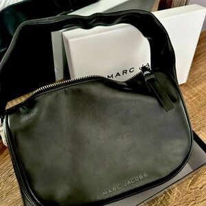 Marc Jacobs Pushlock Hobo Bag